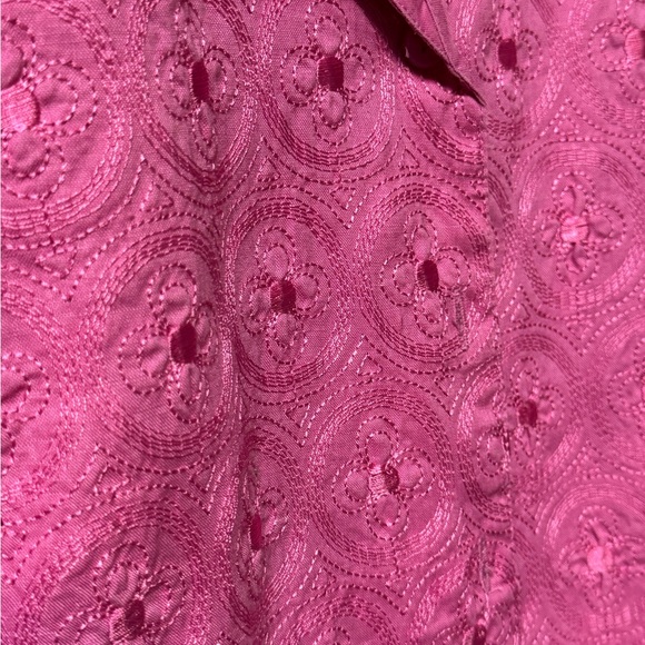 Cute Pink Blouse - Picture 3 of 3